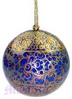 Ball shaped Christmas hanging - click here for large view